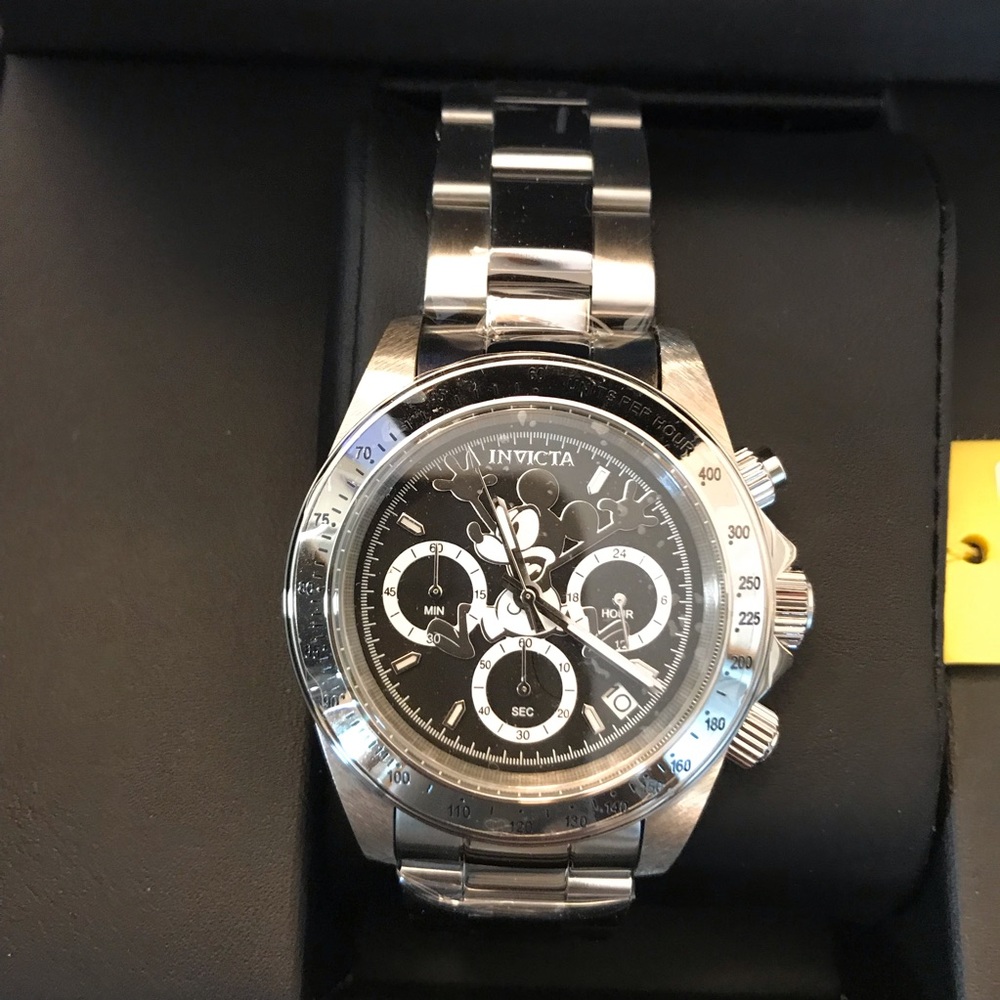 Invicta Silver and Black Men's Watch - Picture 5 of 7